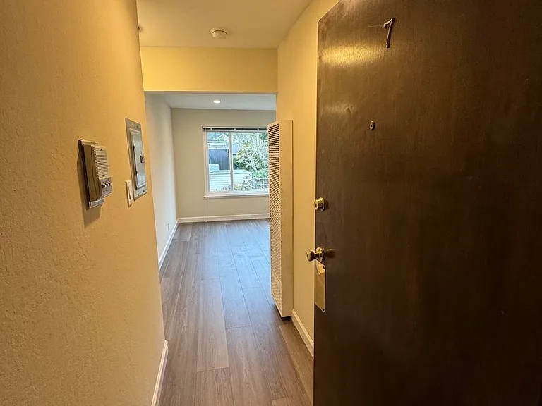 442 Elizabeth St #741R — Photo 3