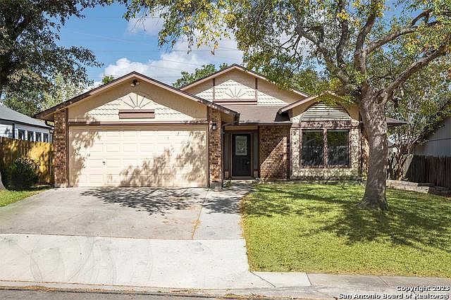 1st image of 5443 Chestnut View Dr