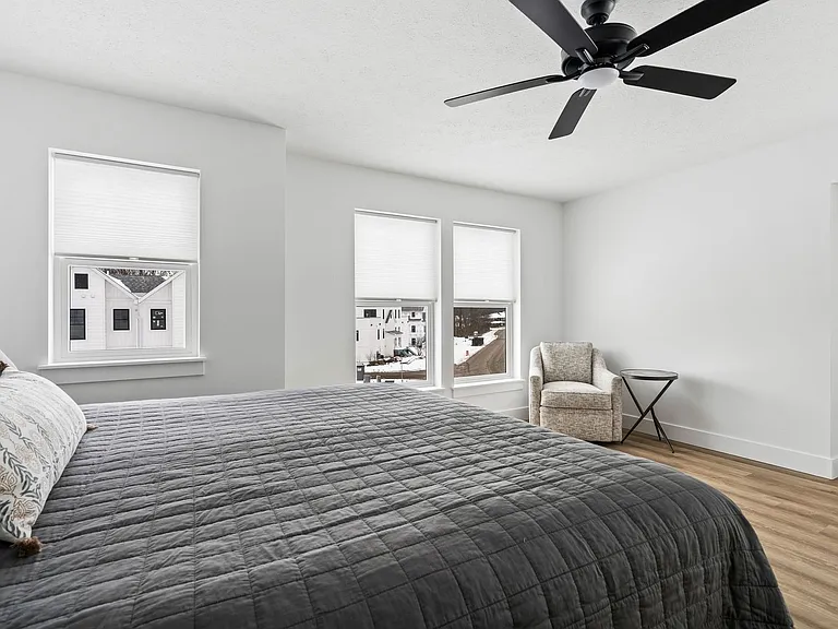 NorthWest TownHomes — Photo 36