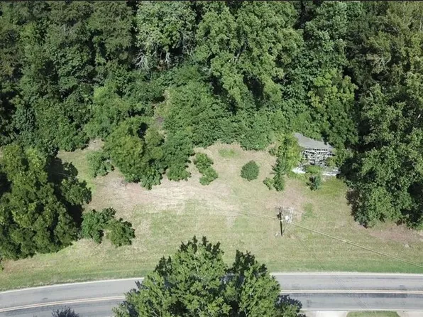1077 Hillcroft Rd, Browns Summit, NC 27214
