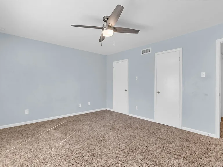 4688 Matilda St #H — Photo 13