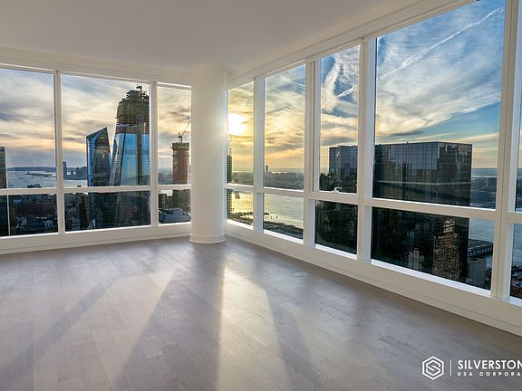 3rd image of 460 W 42nd St APT 59J