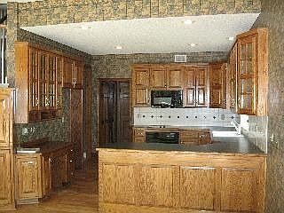 3rd image of 7703 Arlington Ave