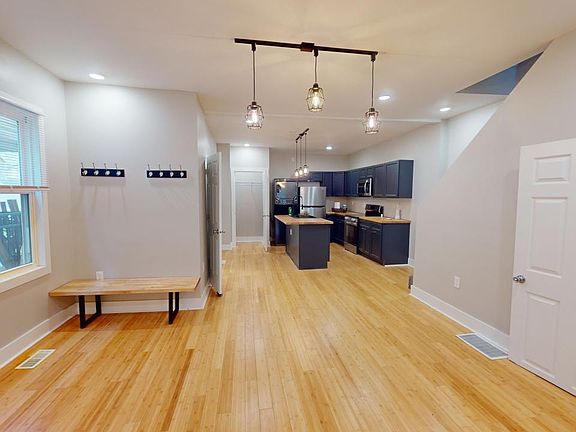 5th image of 906 W Rich St
