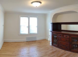 1311 E Kane Pl #2, Milwaukee, WI 53202