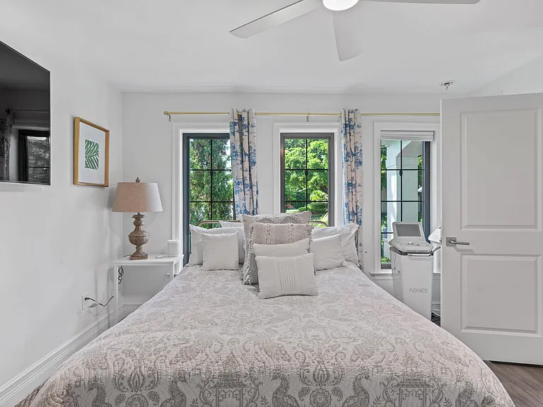 6204 Celadon Cir — Photo 35
