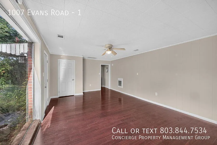Adorable boho-style duplex in Aiken Estates! — Photo 4