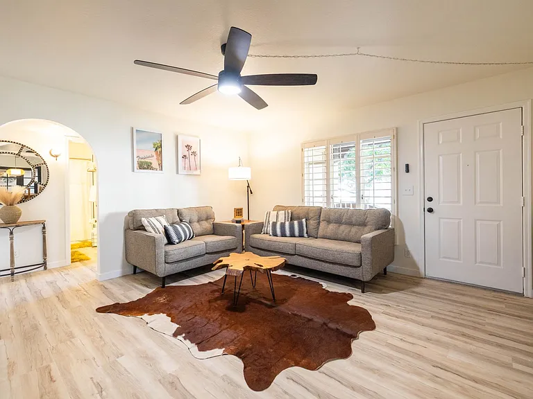 5402 E Windsor Ave #9 — Photo 8