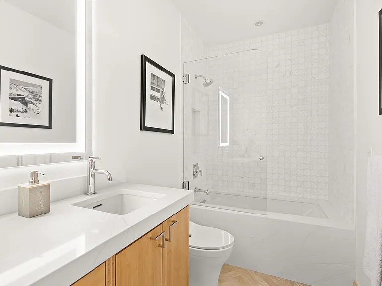 204 N Monarch St — Photo 18