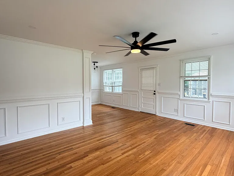 412 Seminole Trl — Photo 2