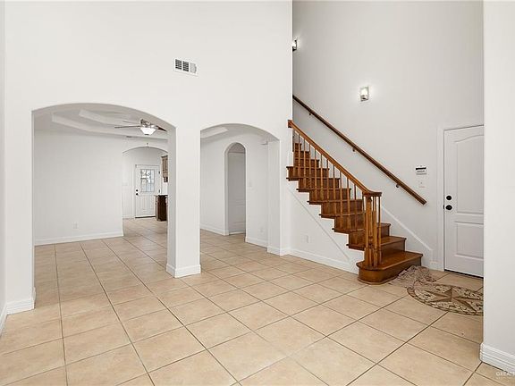 4th image of 2227 Llano Molano Ln