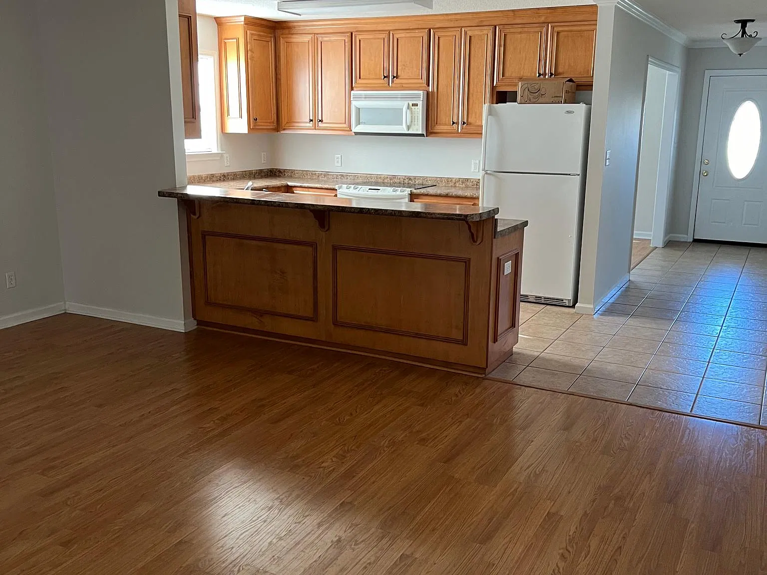 3 bed, 1583 sqft, $1,750 — Photo 3