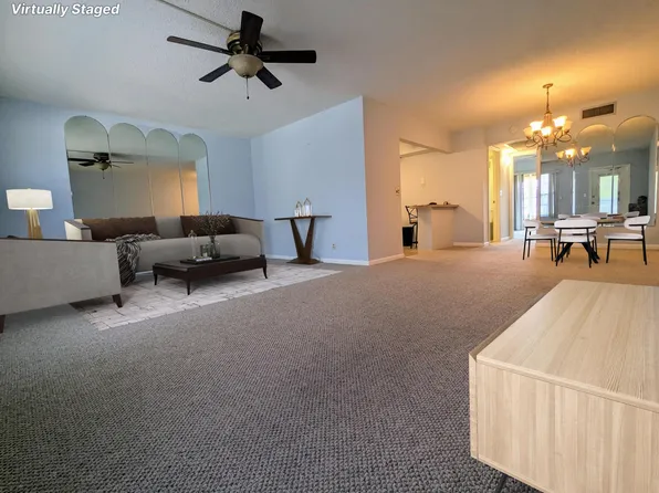 208 Wellington M, West Palm Beach, FL 33417