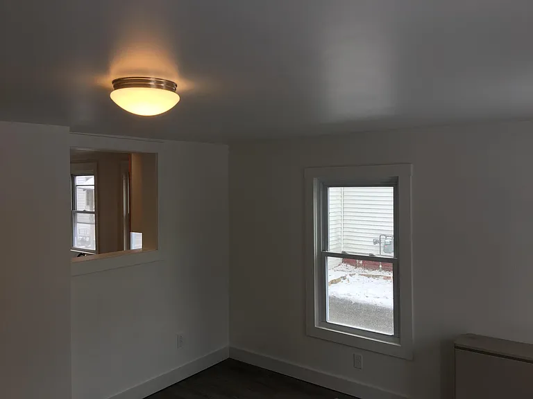 15 Maple St #1 — Photo 5