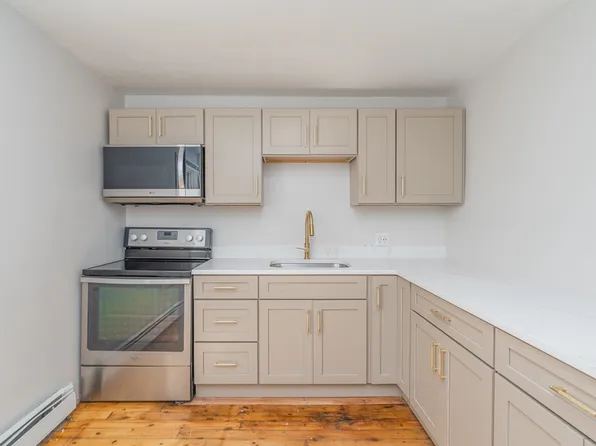 9 Nickerson St #1F, Pawtucket, RI 02860