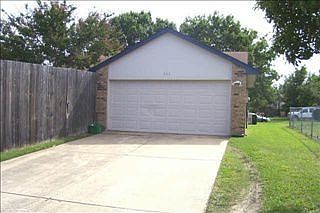 3rd image of 642 Beechwood Dr