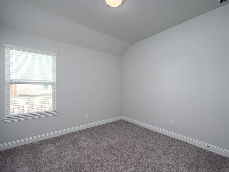 501 Amenduni Ln — Photo 18