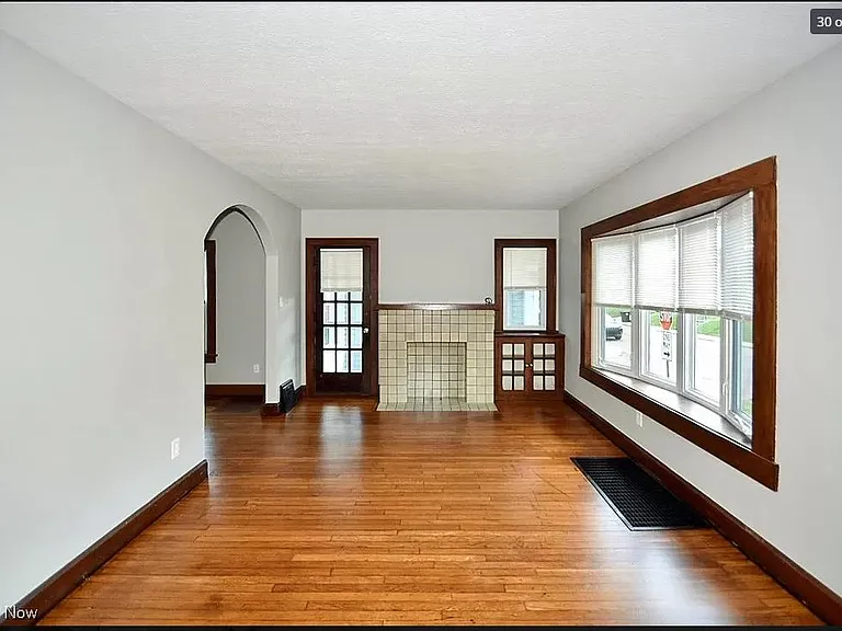 600 Columbus Ave NW — Photo 19