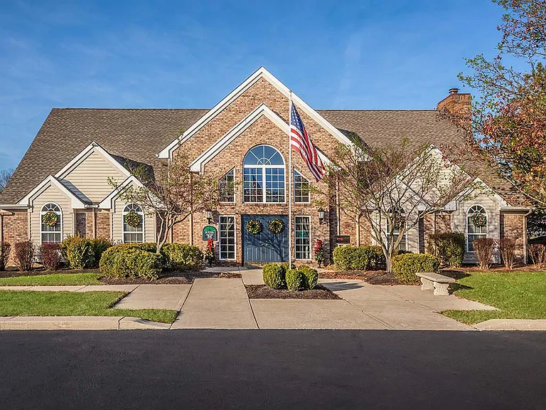 Bexley Village Apartments — Photo 40