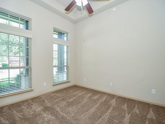 5th image of 10922 Visconti Ct