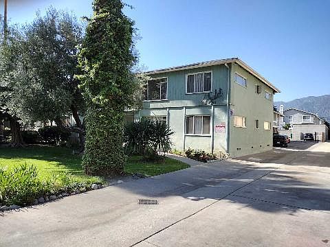 3rd image of 743 Arcadia Ave Unit 3