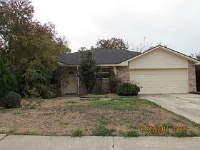 1st image of 6310 Star Lake Dr