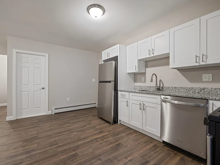 29 Church St #1 — Photo 12