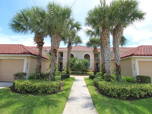 2820 Cypress Trace Cir, Naples, FL