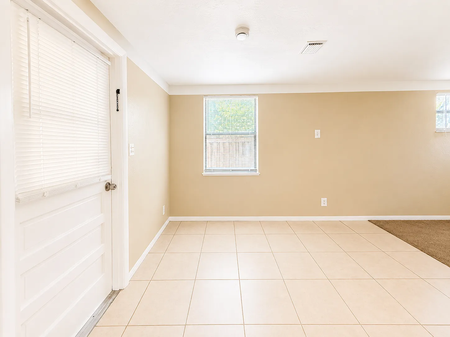 1 bed, 600 sqft, $1,100 — Photo 4