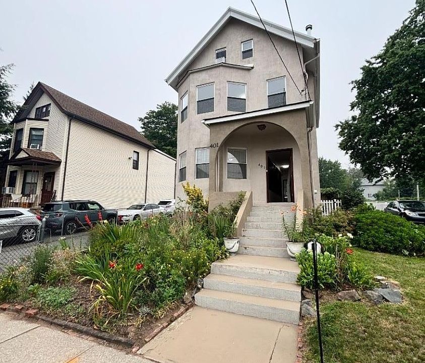 1st image of 401 Cortlandt St