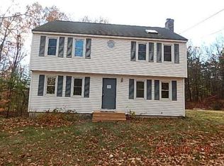 42 Long Pond Rd, Tyngsboro, MA 01879