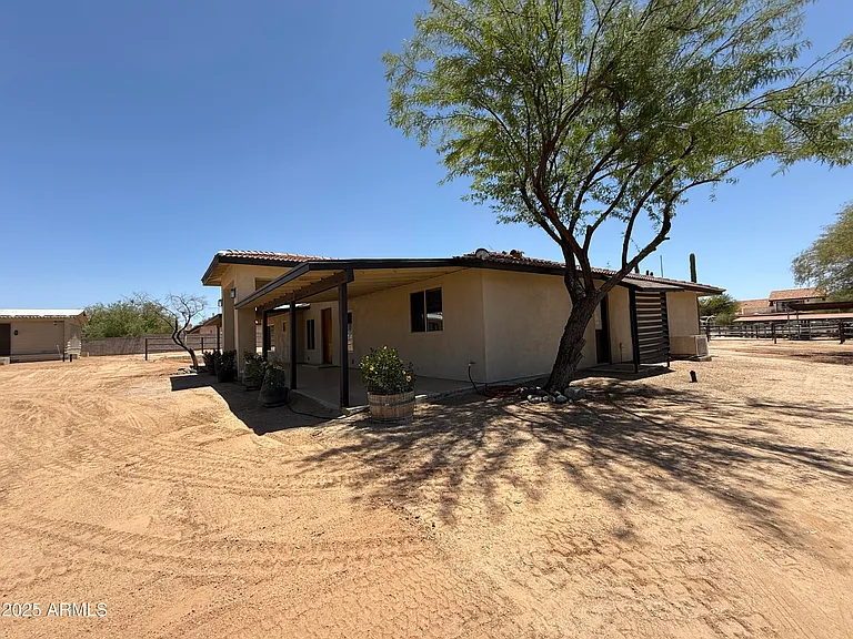 6703 E Calle De Las Estrellas — Photo 4