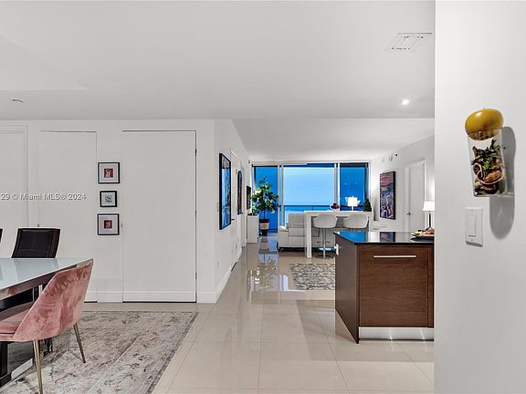 5th image of 465 Brickell Ave APT 4503