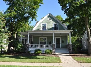 1517 Wells St, Ann Arbor, MI 48104