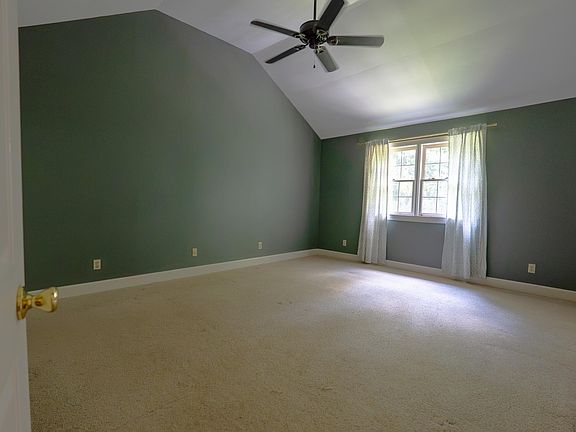 4th image of 1014 Fawn Dr