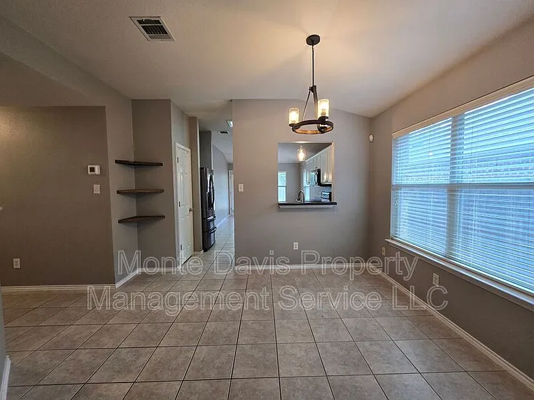 14309 Ballycastle Trl — Photo 12