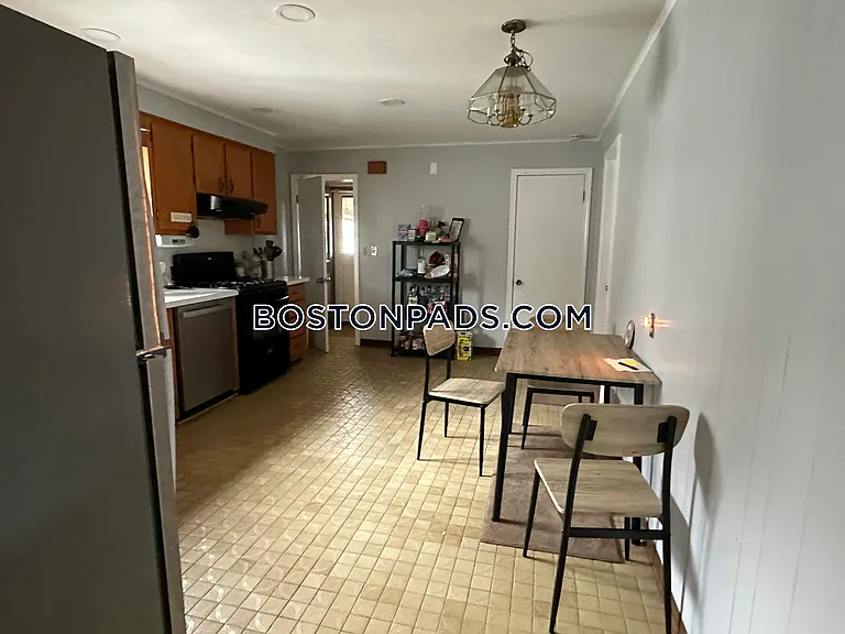 11 Bowdoin St #2 — Photo 37