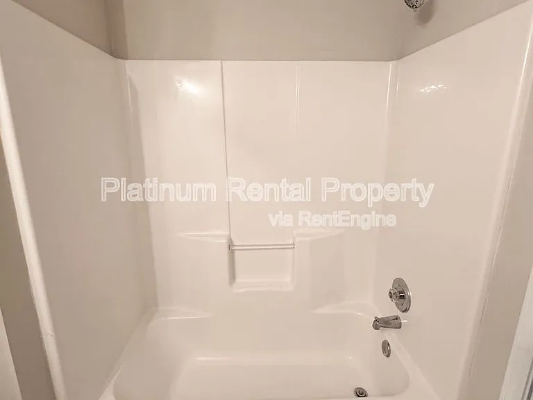 7920 Timberline Overlook — Photo 31