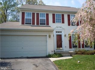 910 Kings Arms Dr, Downingtown, PA 19335