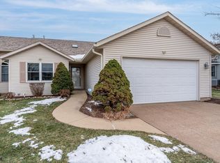 5200 Villa Dr Unit 29, Davenport, IA 52806