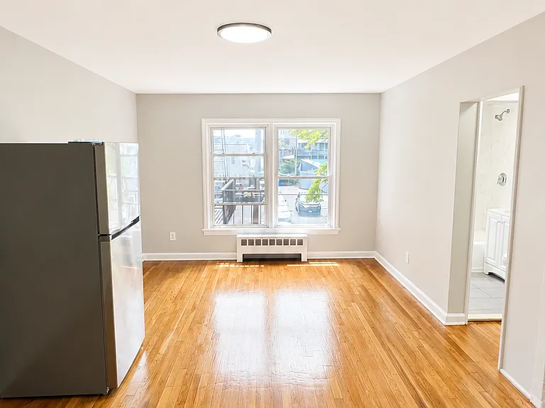 343 Union Ave #B5 — Photo 4