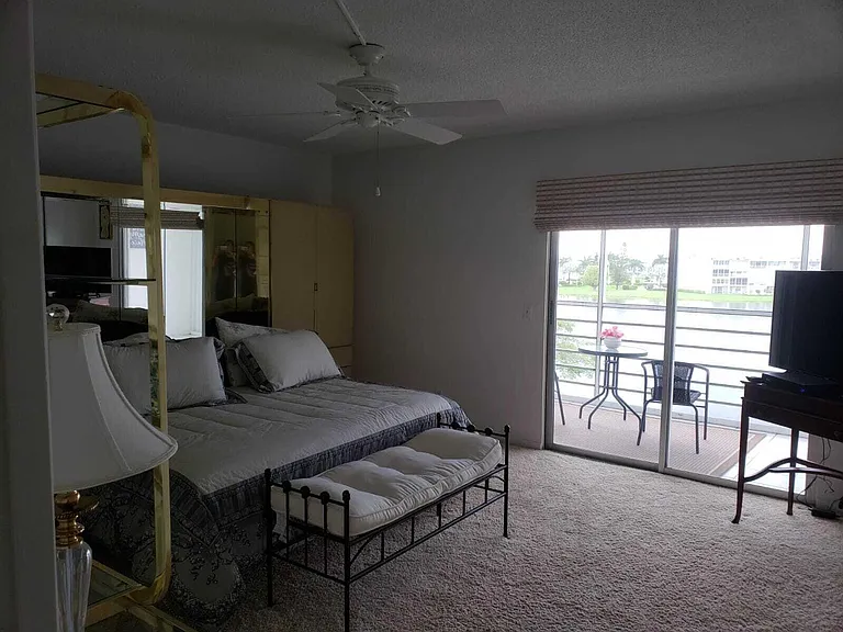 4014 Cornwall Dr E — Photo 24