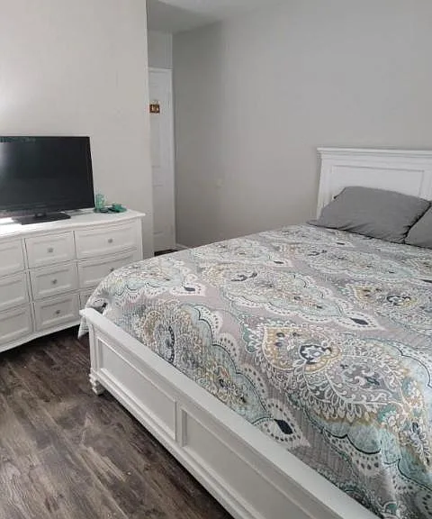 1800 Clubhouse Dr #111 — Photo 10