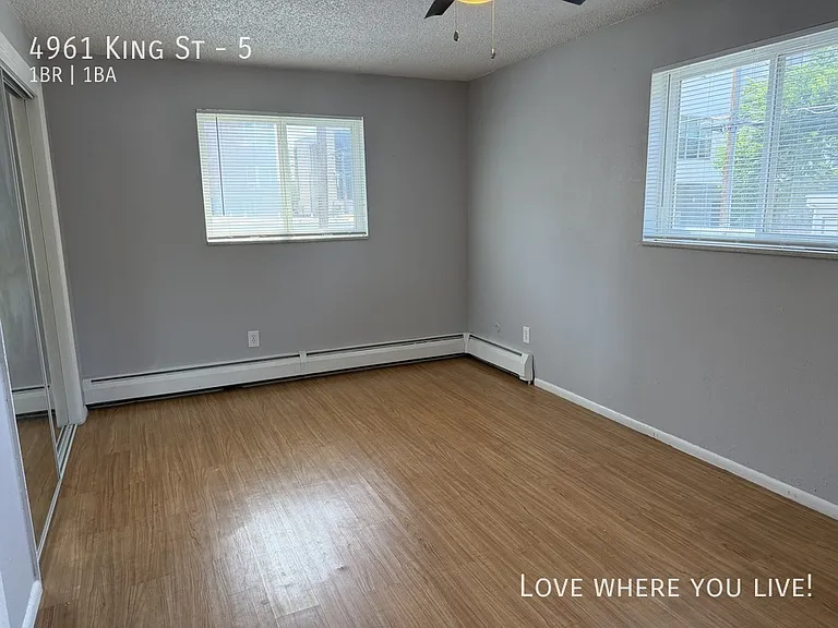 4961 King St #5 — Photo 10