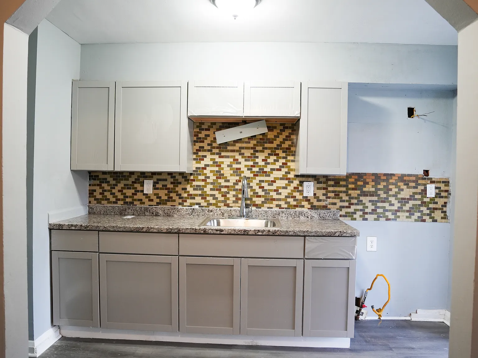 2 bed, 1.0 bath, $1,700 — Photo 3