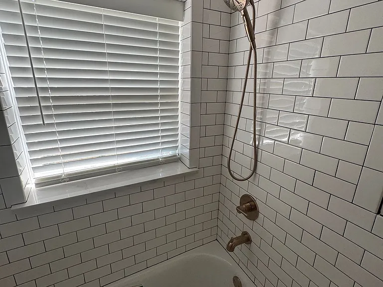 219 W Meadow St — Photo 11