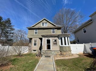 171 Foster St, Meriden, CT 06451