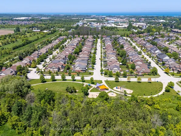 37 Chamberlain Cres, Collingwood, ON L9Y 0C9