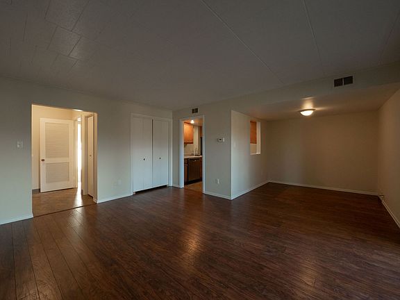 3rd image of 560 S Trenton Ave #560C