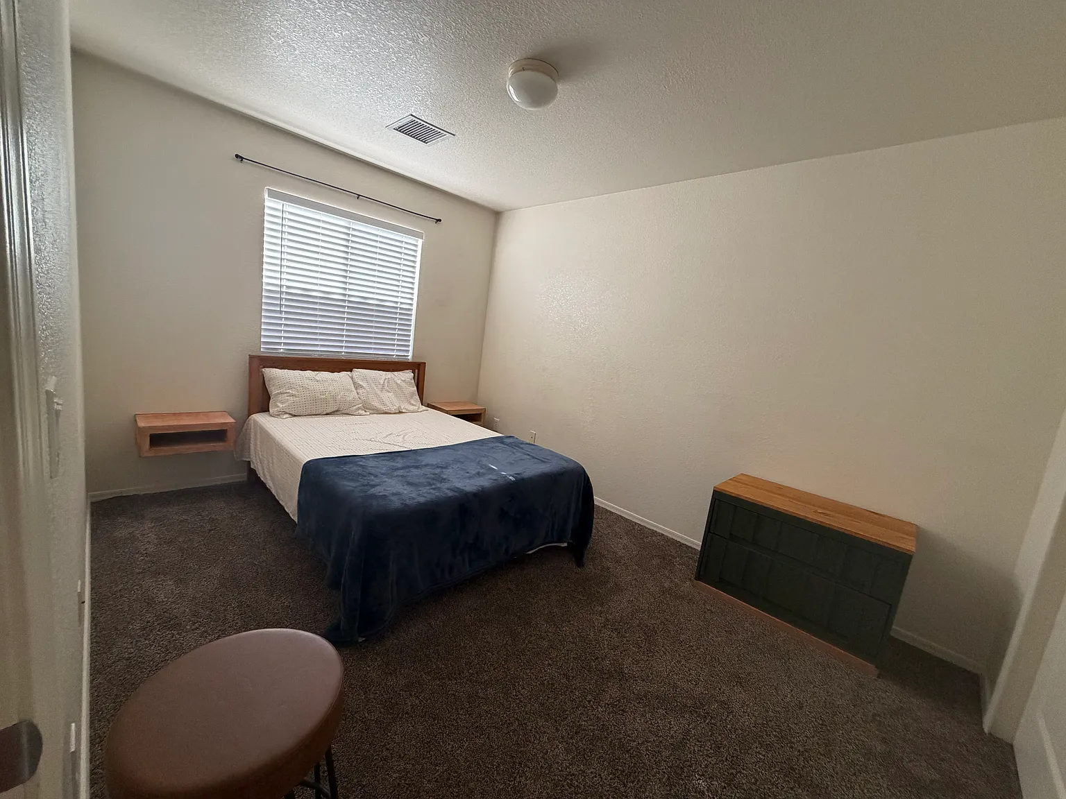 1870 Silverado Dr — Photo 2